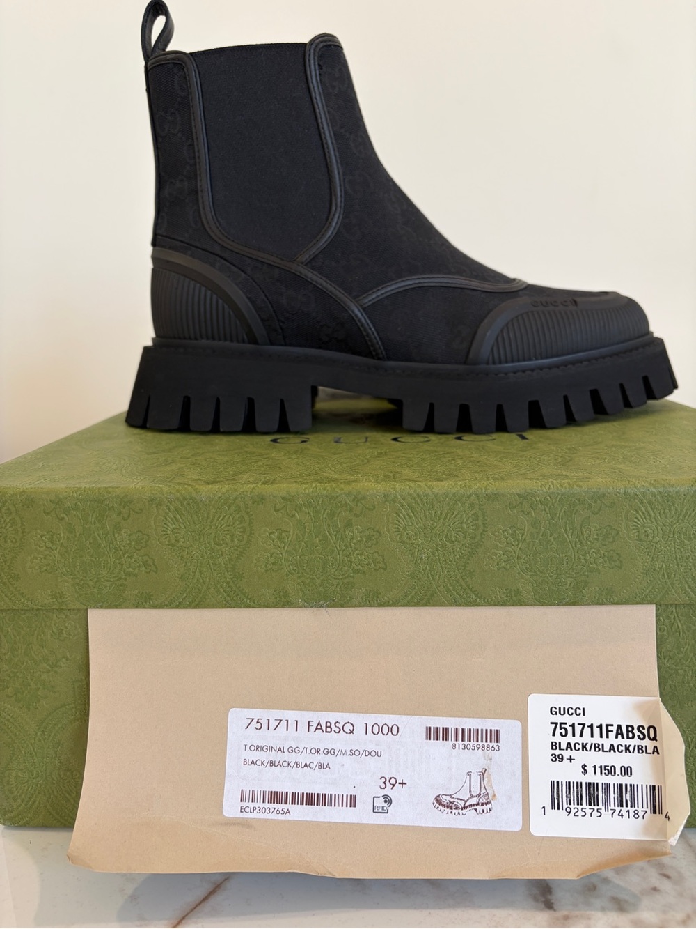 Gucci Black Chelsea Canvas and rubber GG Monogram Boots Size 39,5 Band New